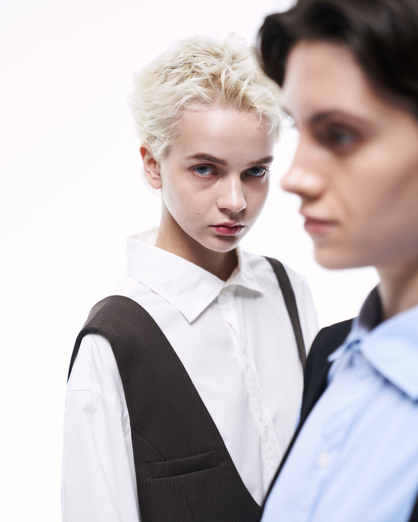 ONE SHOULDER HARNESS VEST (STRIPED)