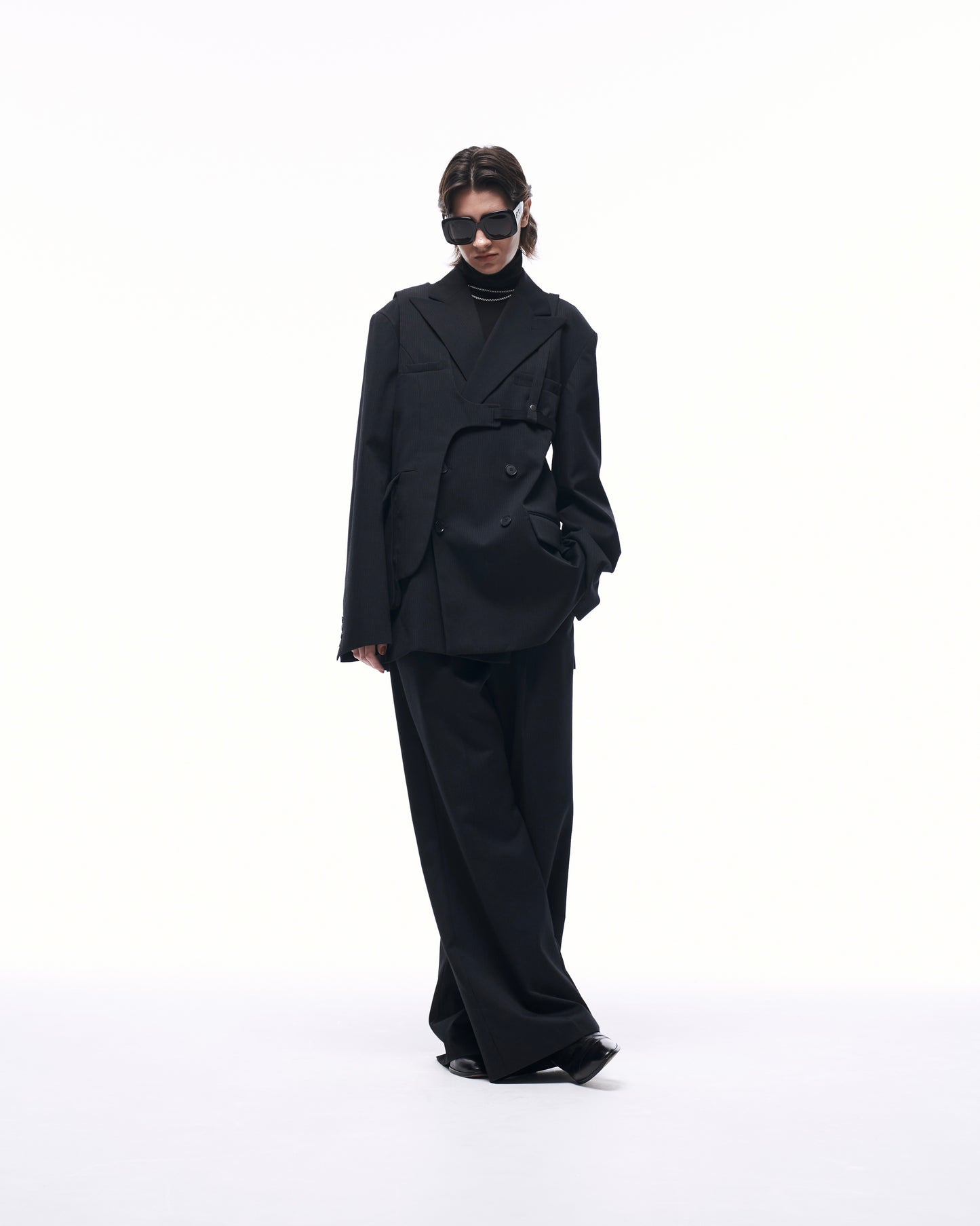 WIDE STRAIGHT BUGGY WOOL SLACKS (STRIPED)