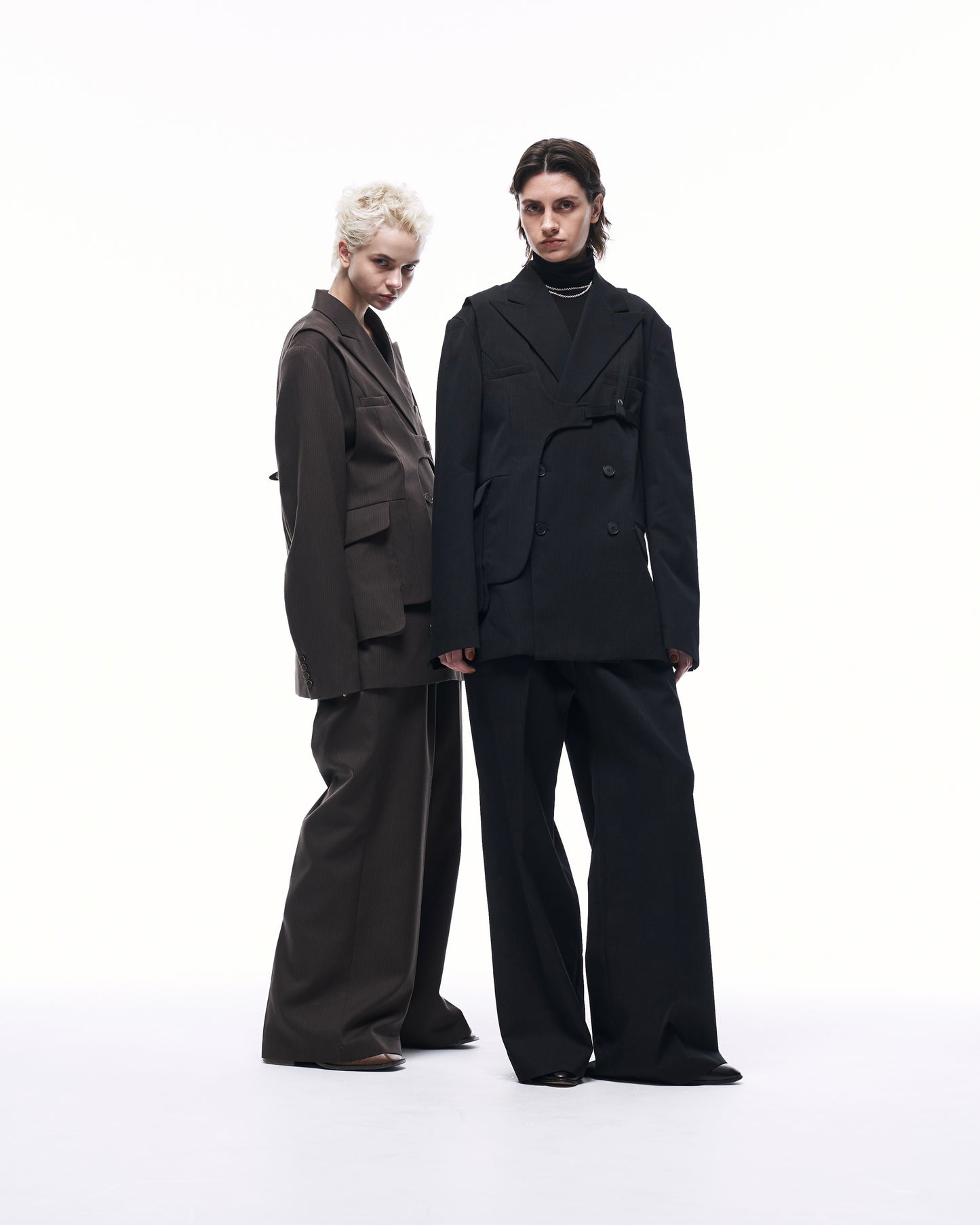 WIDE STRAIGHT BUGGY WOOL SLACKS (STRIPED)