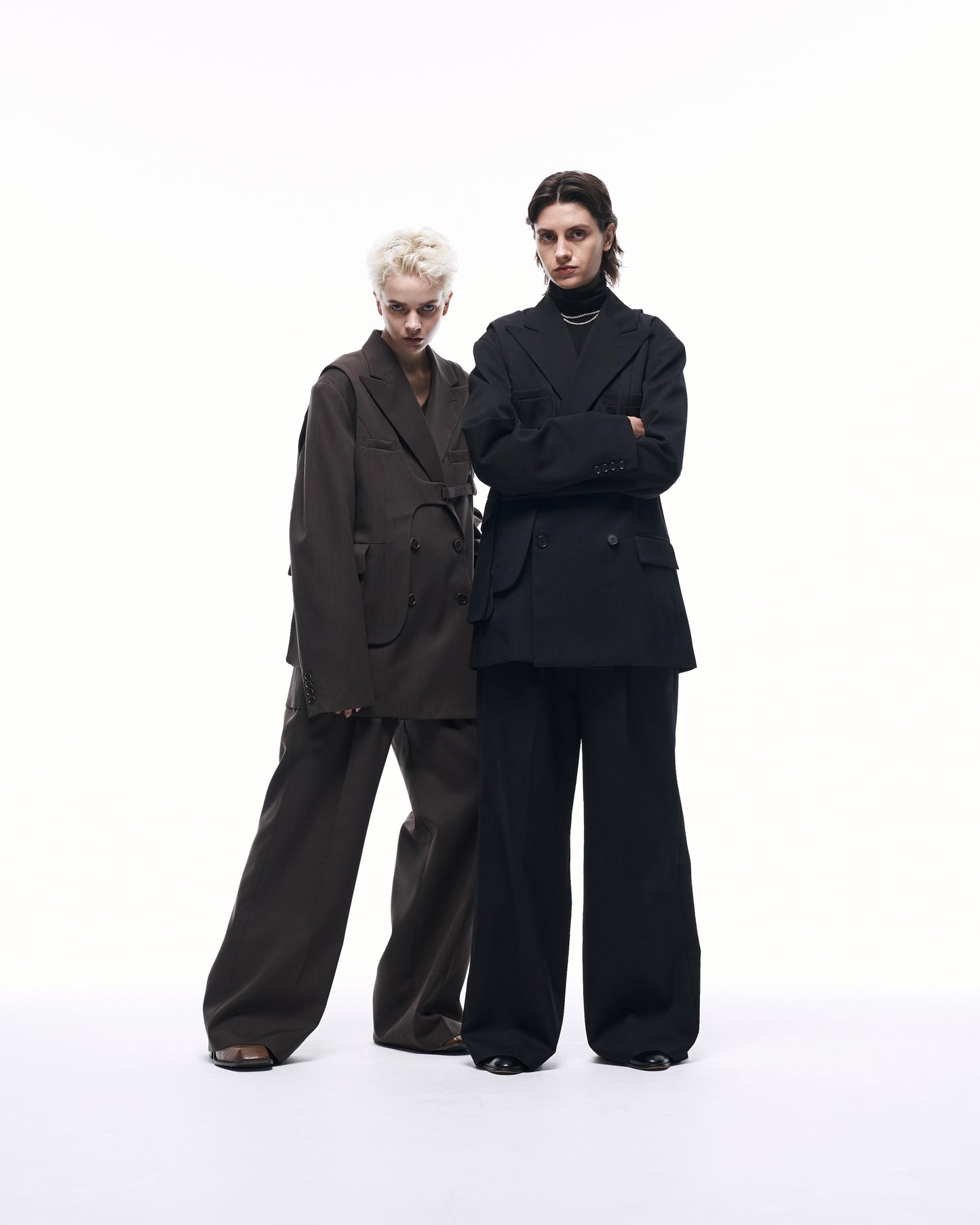WIDE STRAIGHT BUGGY WOOL SLACKS (STRIPED)