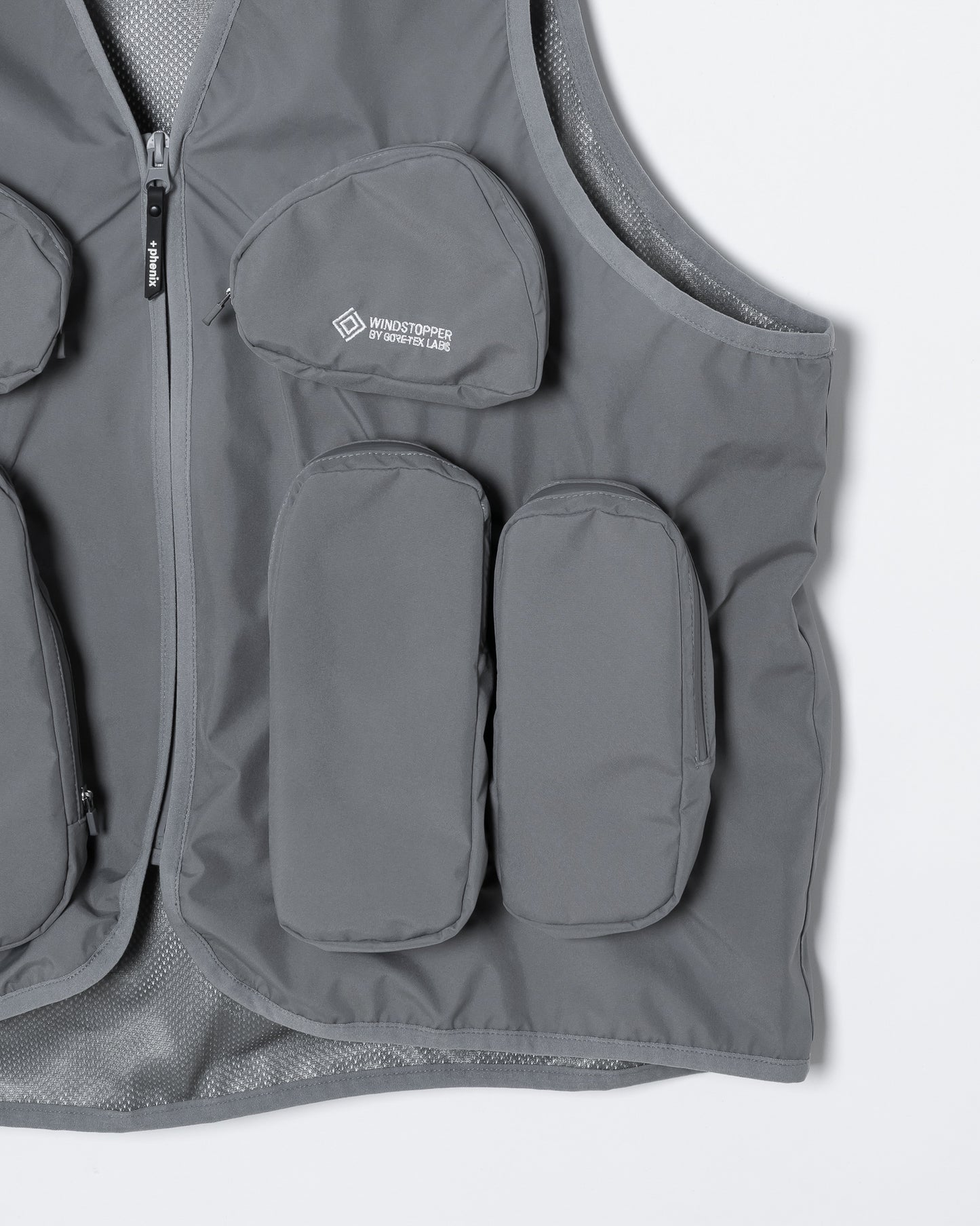 URBAN UTILITY VEST _ +phenix GORE-TEX WINDSTOPPER / GRAY