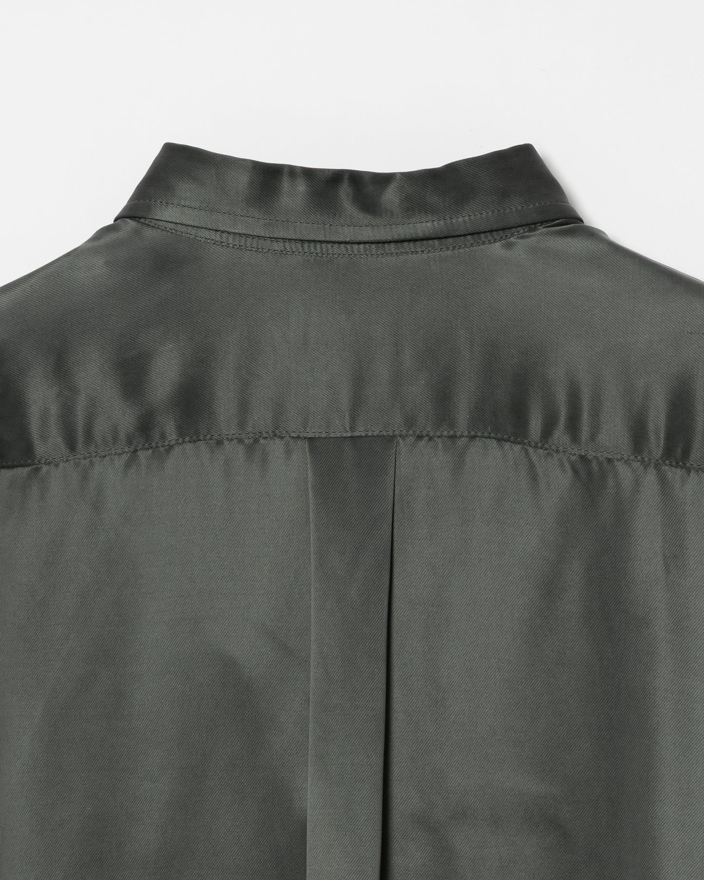 REFINED MINIMAL CUPRO SHIRT / KHAKI