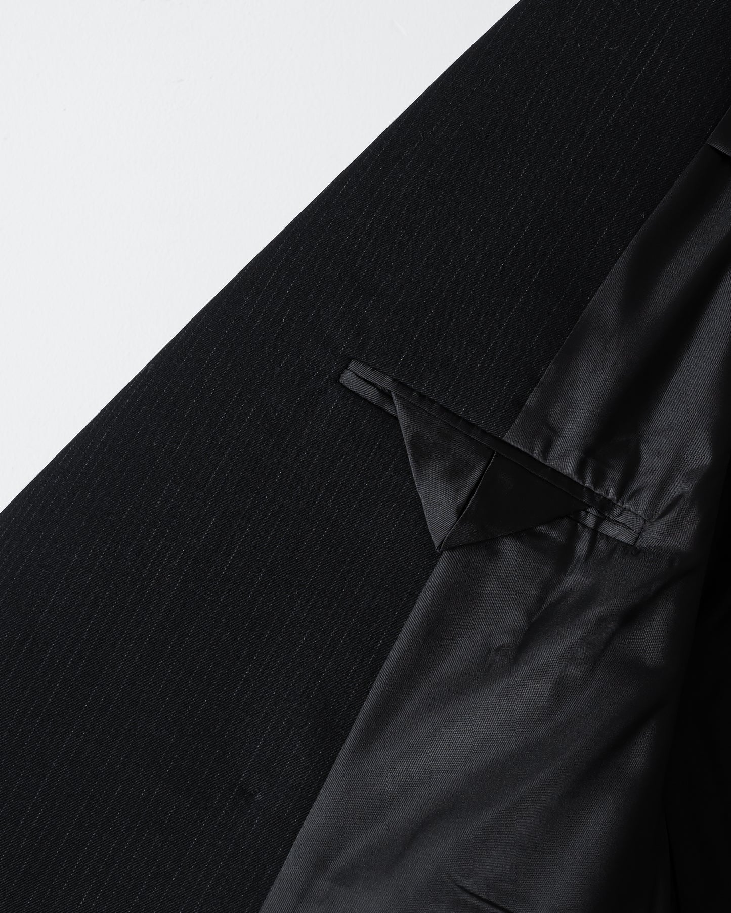 WOOL DOUBLE-BREASTED PEAKED JACKET （STRIPED） / BLACK