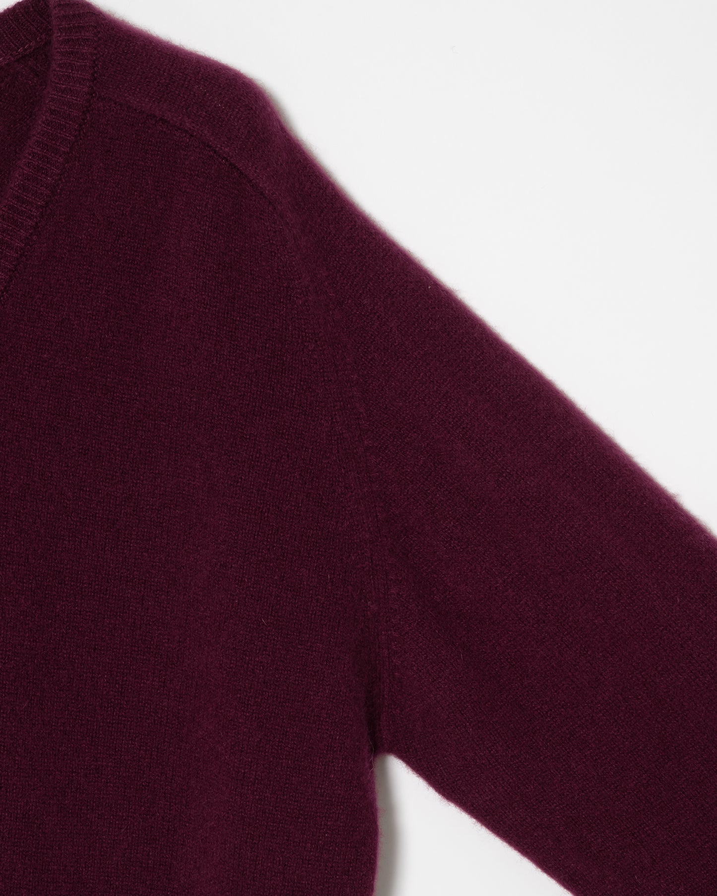 AUTHENTIC CASHMERE V-NECK KNIT