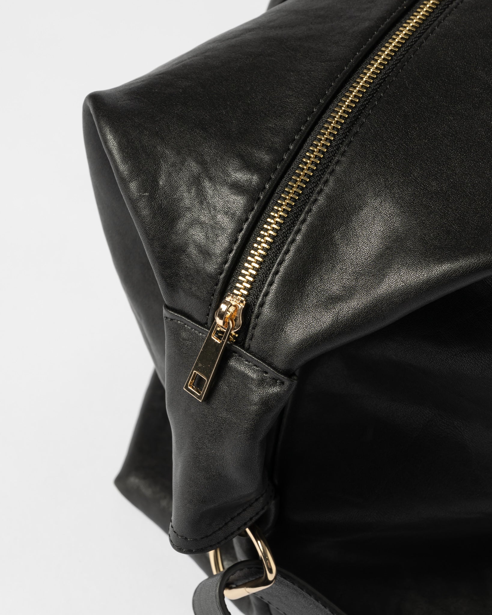 TIMELESS LEATHER BOSTON BAG – ILEAN