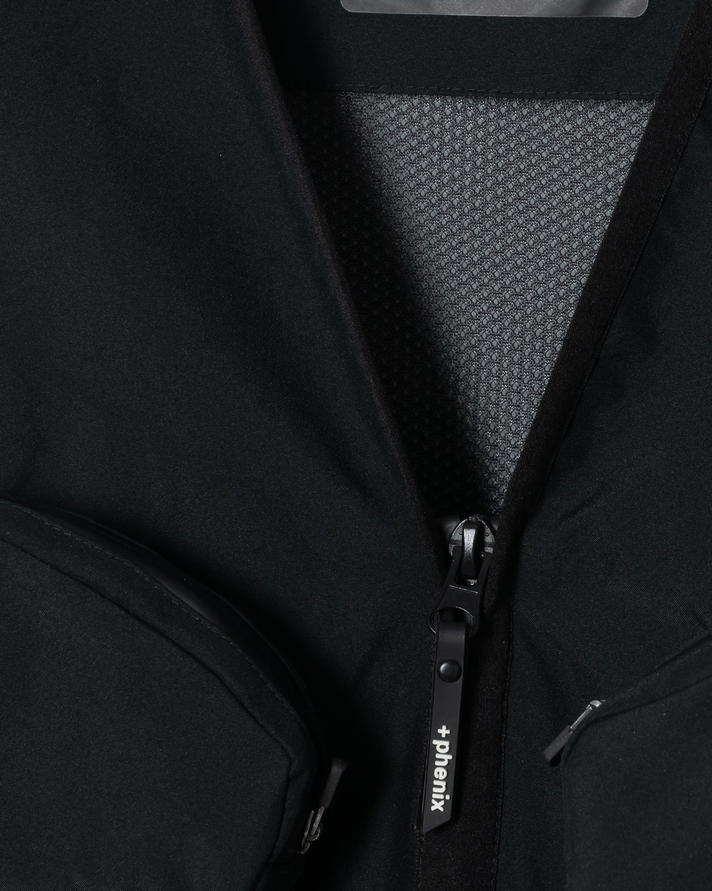 URBAN UTILITY VEST _ +phenix GORE-TEX WINDSTOPPER / BLACK