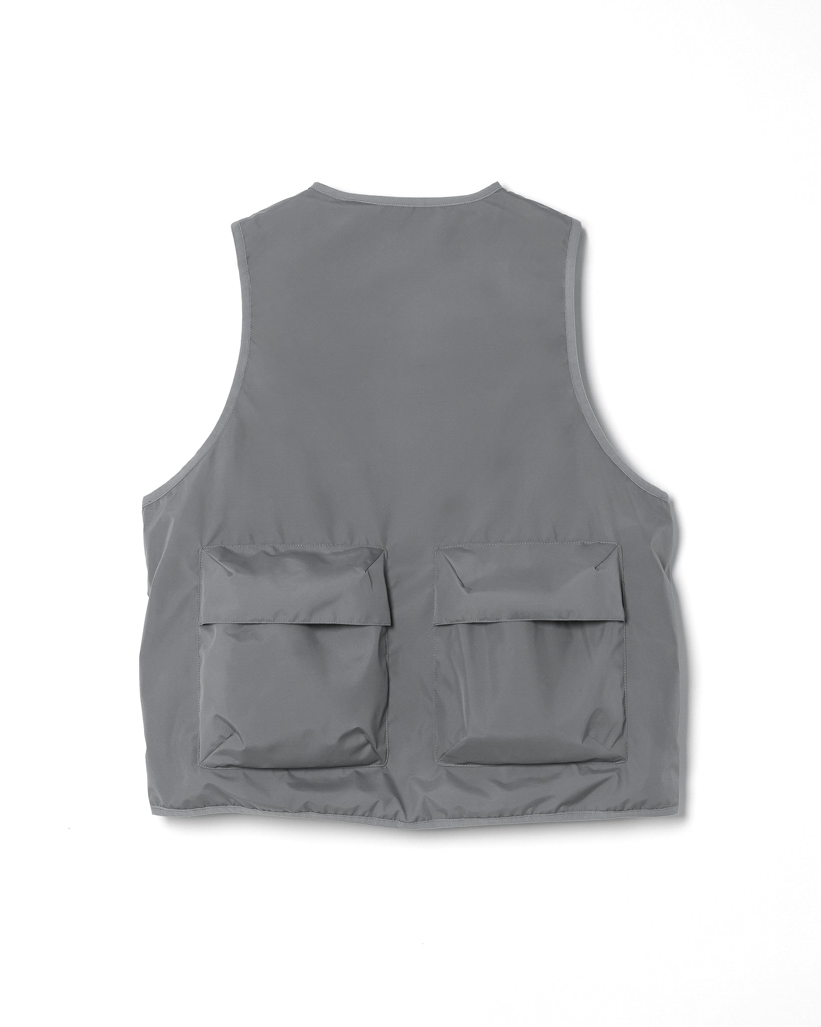 URBAN UTILITY VEST _ +phenix GORE-TEX WINDSTOPPER / GRAY – ILEAN
