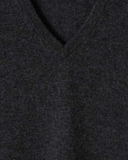 CASHMERE V-NECK KNIT / CHARCOAL GRAY