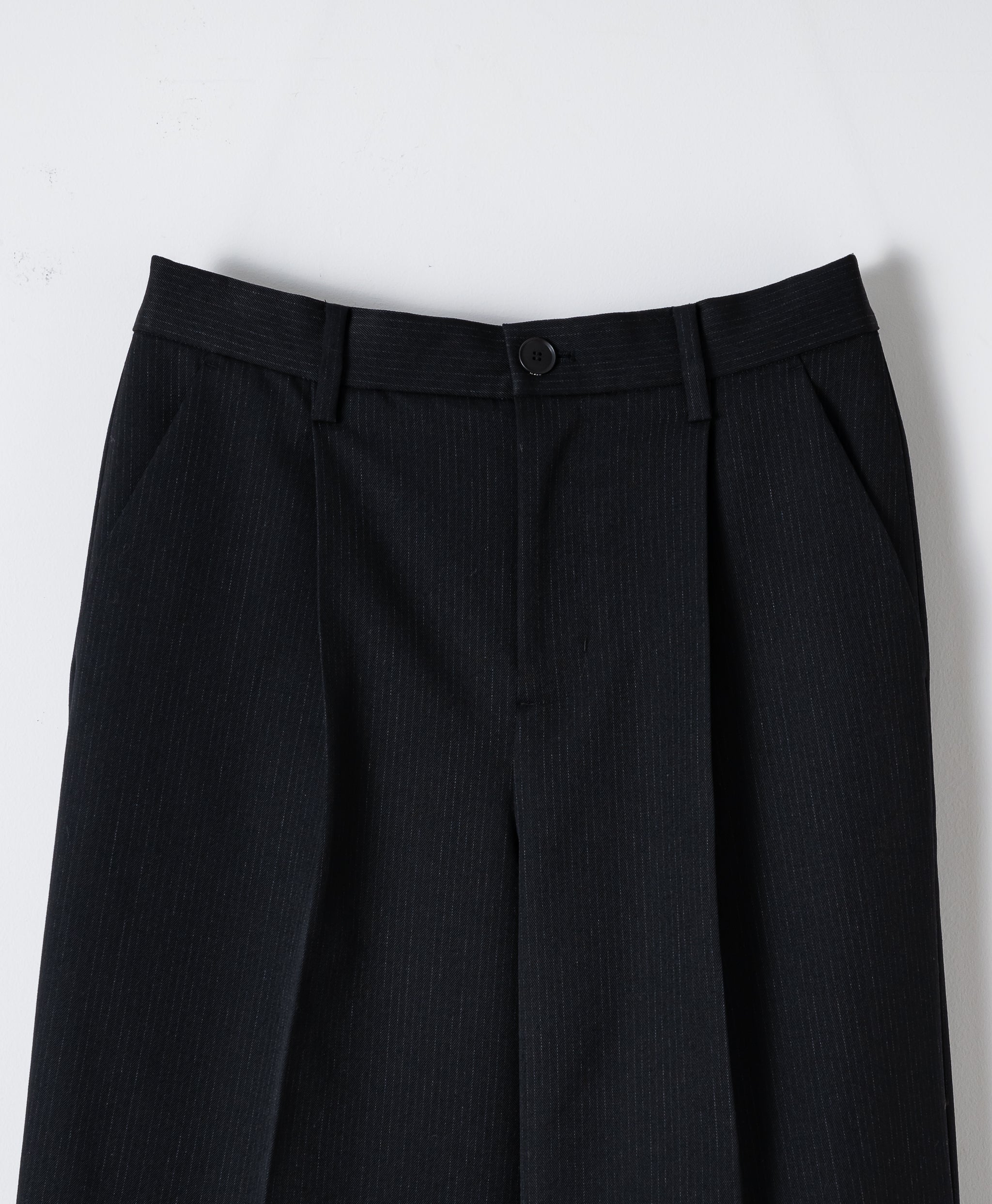 シルエット◎ 80s~90s UNKNOWN 2 Tuck Slacks - メルカリ